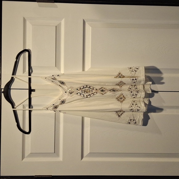 Express Aztec Tank - Picture 2 of 5